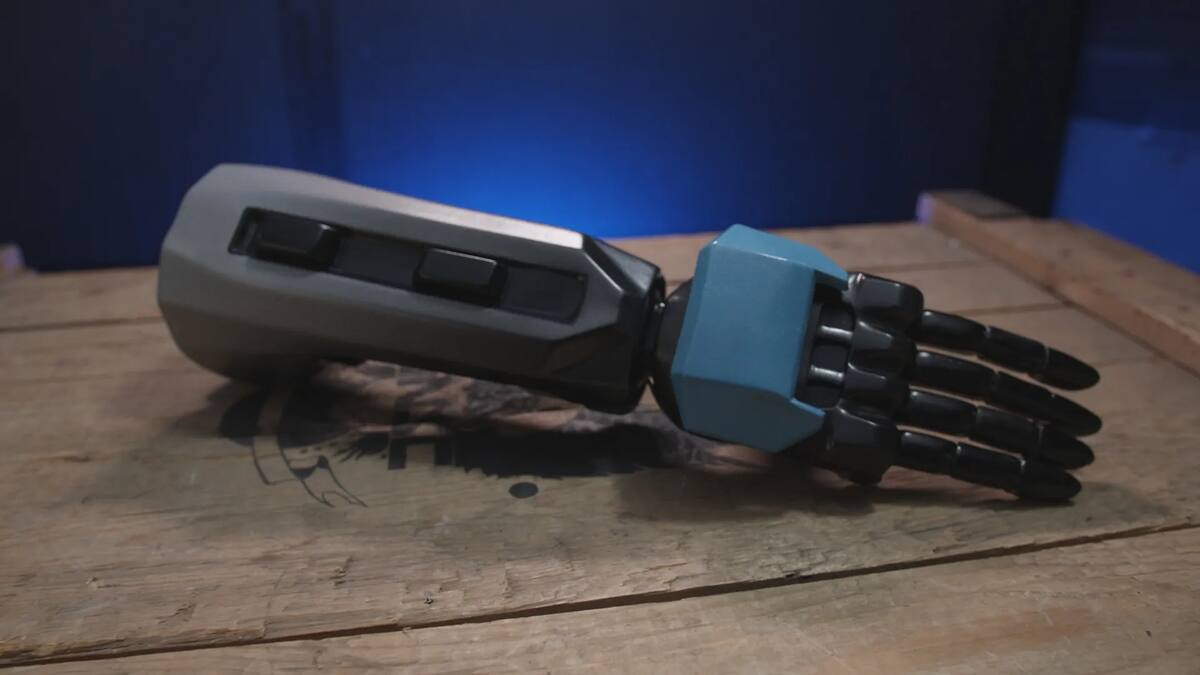 343 Industries has been working with Limbitless Solutions since 2018 to provide new Halo-themed designs