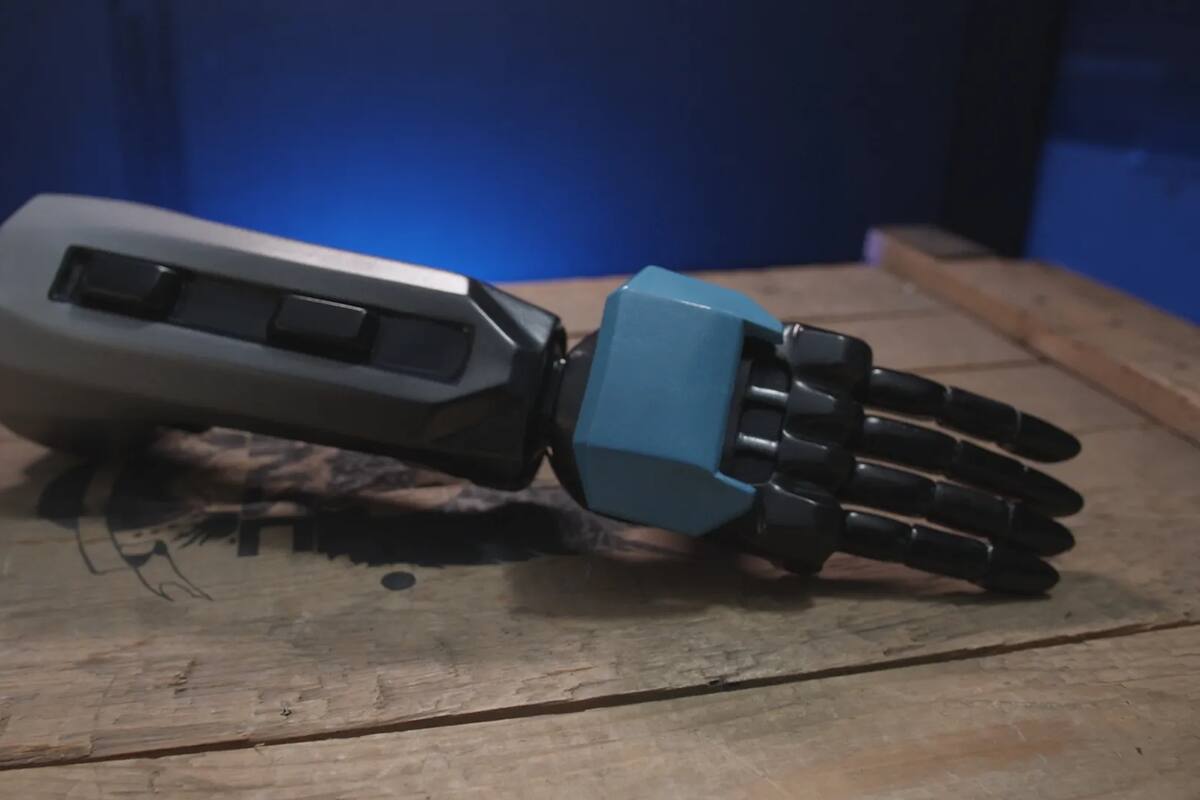 343 Industries and Limbitless Solutions partner up to create prosthetic sleeve designs