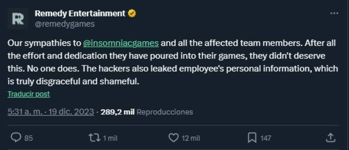 828533.jpg
