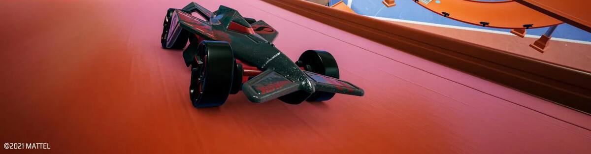 Racing, superhero battles, and strategic combat, only on PS Plus