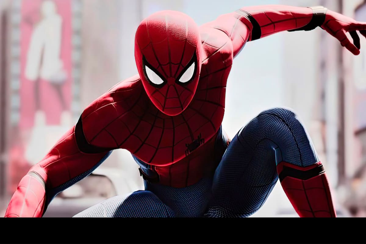¿Es real el video viral con Spider-Man chocando contra un muro en Disneyland?