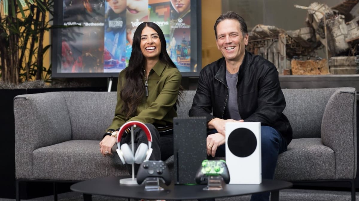 Asha-Sharma-Phil-Spencer.jpg