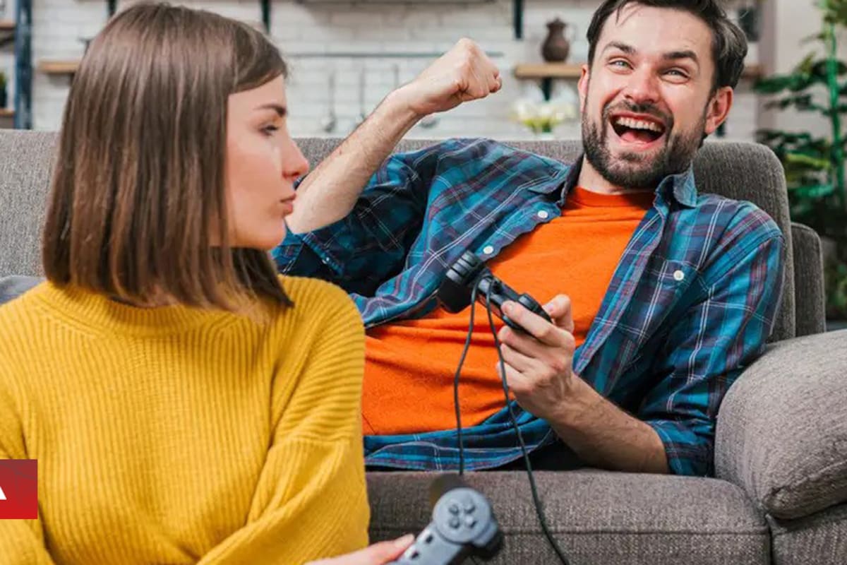 Jugadores japoneses afirman que sus parejas deben jugar League of Legends o Overcooked antes de casarse para probar su paciencia y comportamiento