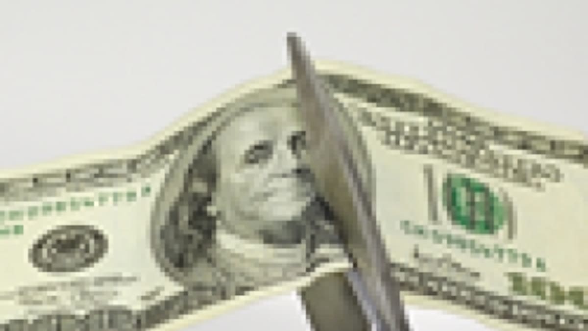 Carrera contra reloj para cotizar por encima del dólar