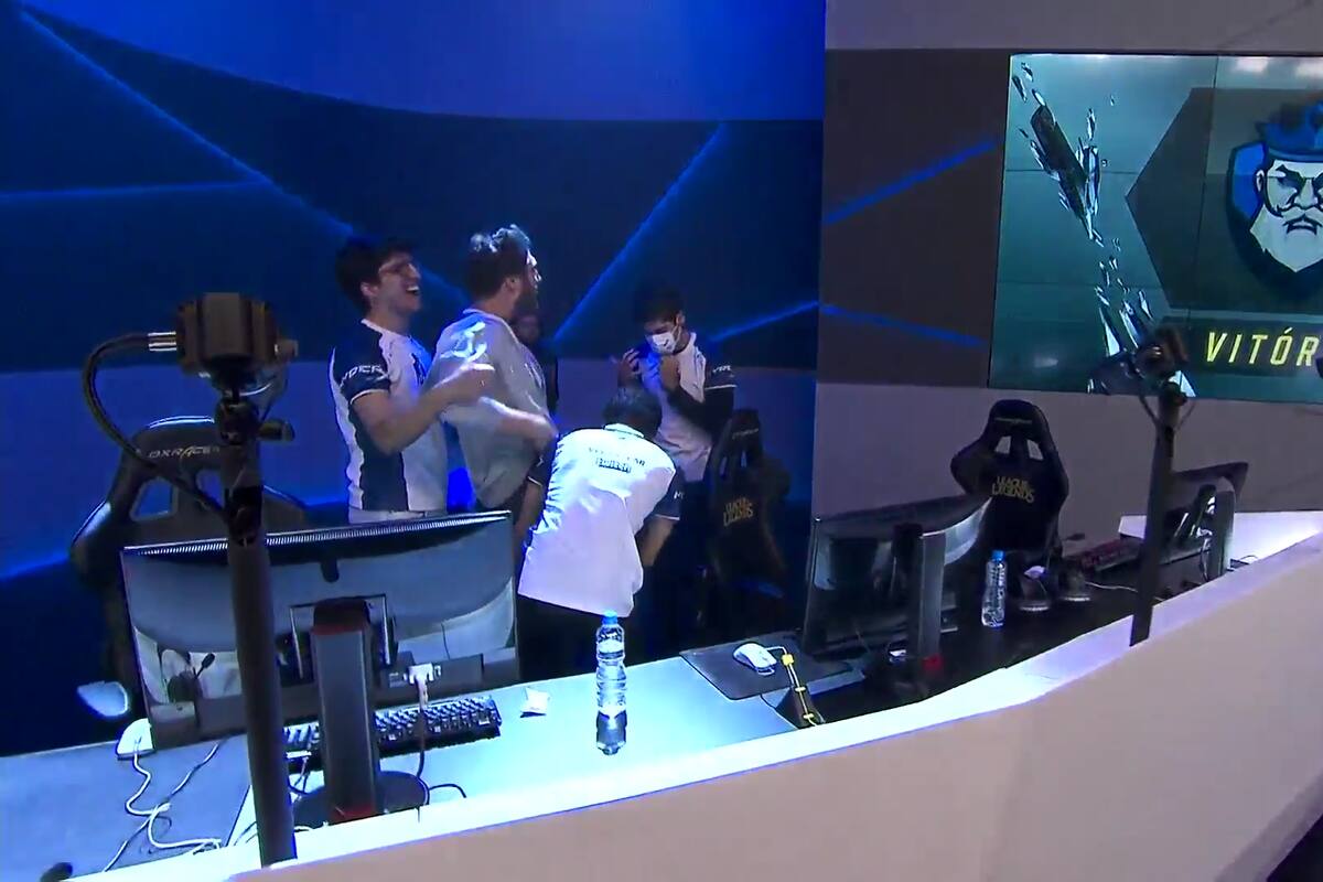 La celebración de un pentakill en el último partido de CBLOL tras lograr el camino a la final