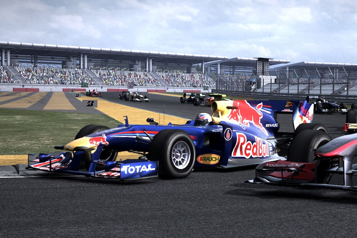 Retrasan un mes el lanzamiento de F1 2015