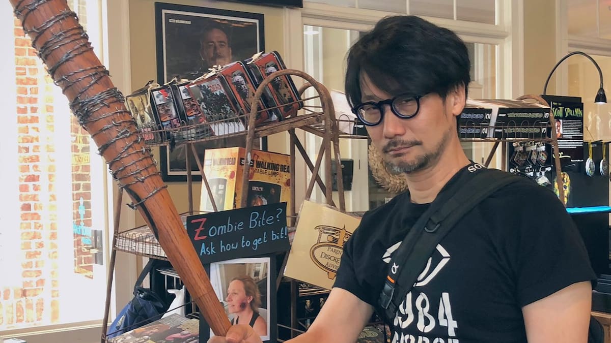 El creativo publicó unas peculiares fotografías al lado de Norman Reedus