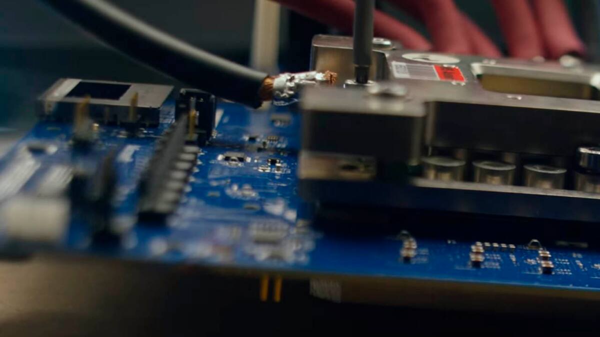 El directivo llevará consigo el chip, pues lo considera de buena suerte