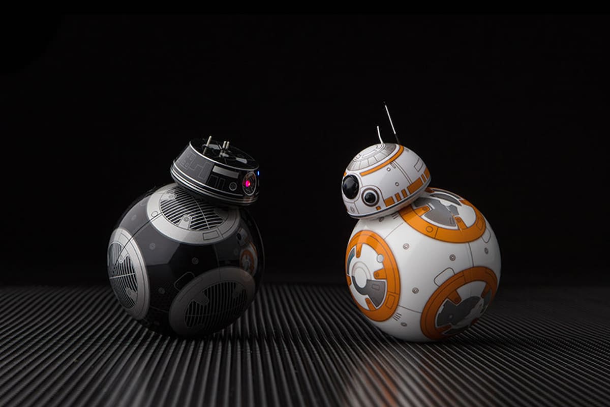 La luz y oscuridad de BB-8 y BB-9E llegarán pronto a Star Wars Battlefront II