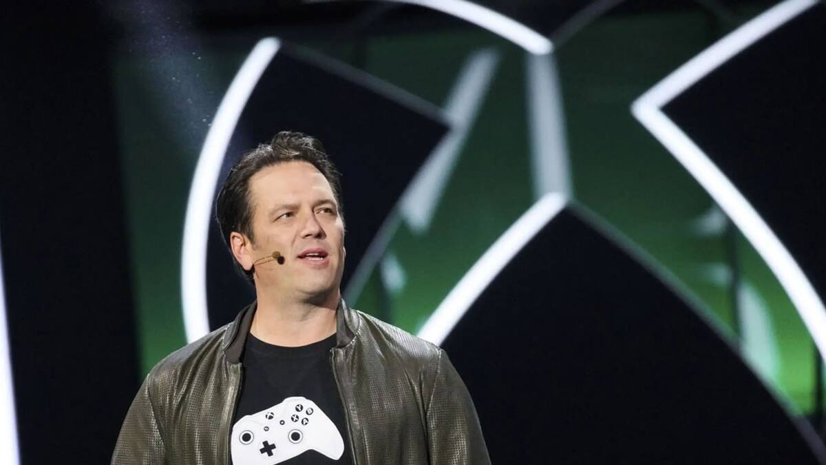 El jefe de Xbox aseguró que no está en su estrategia imitar lo que hacen otras compañías