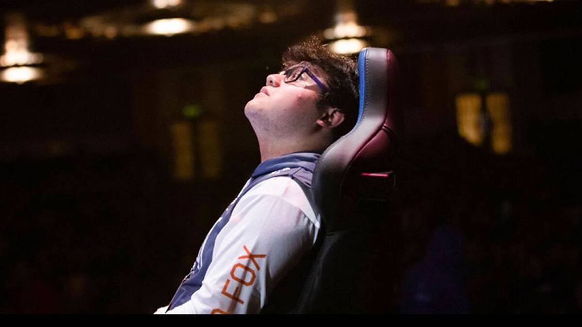El mejor jugador de Super Smash Bros. compartirá colores con el legendario Faker