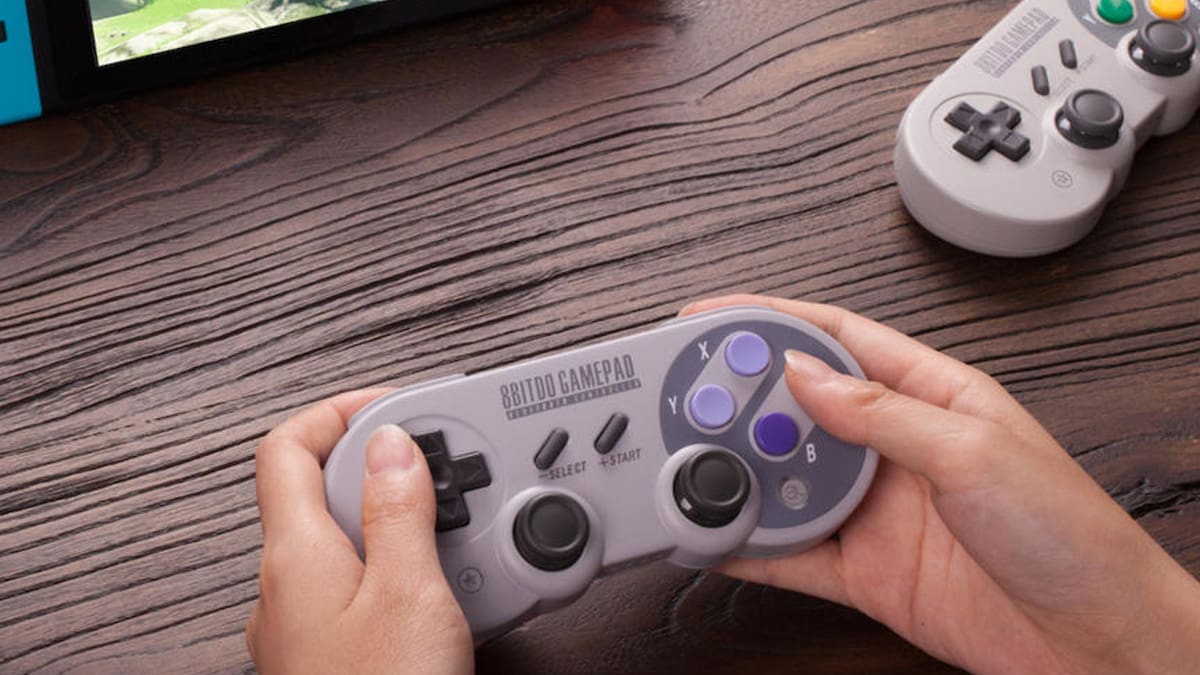 El nuevo producto de 8bitdo funciona como un Pro Controller