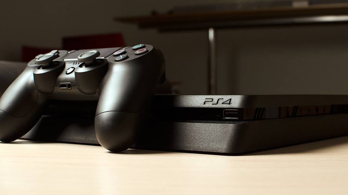 El ritmo de ventas de PS4 se redujo, pero Sony cumplió su meta comercial