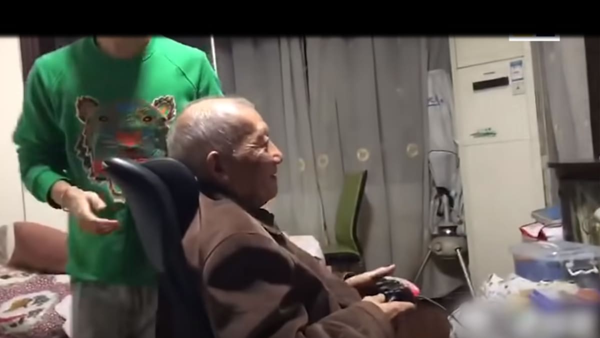 El sujeto tiene más de 200,000 seguidores en redes sociales