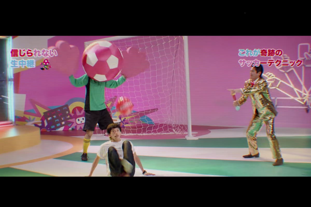 El nuevo comercial de FIFA 16 presenta a Alex Morgan y a Lionel Messi