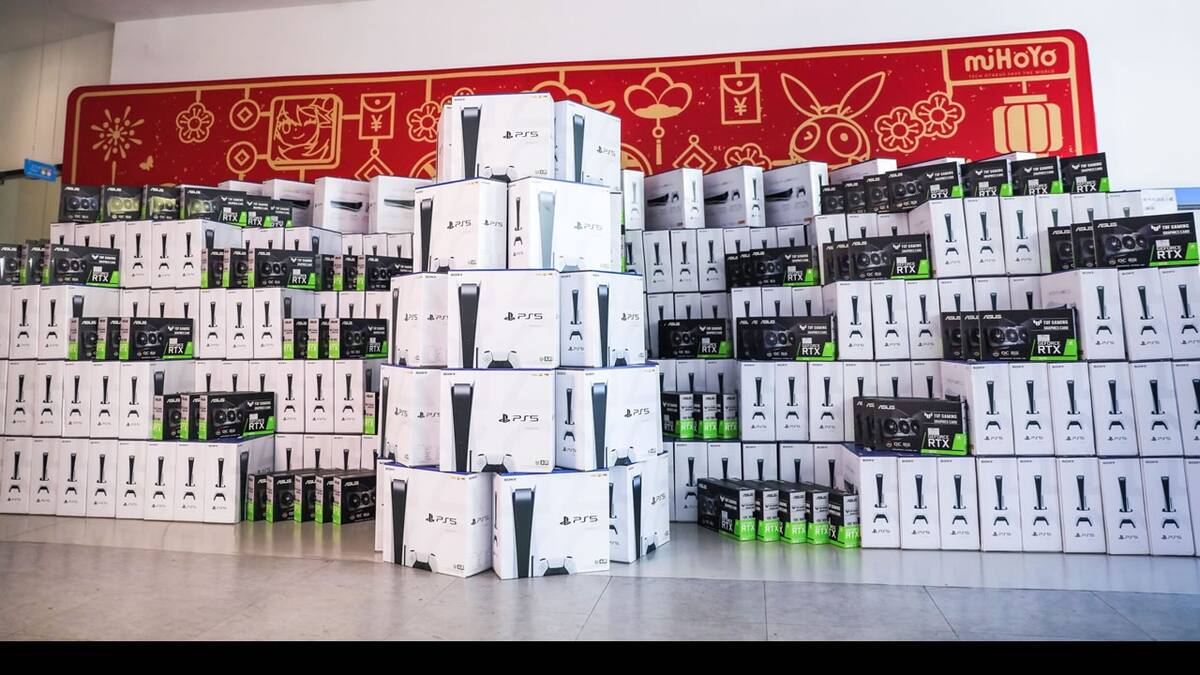Entre los premios también se encontraban varios Switch, tarjetas RTX y productos de Apple