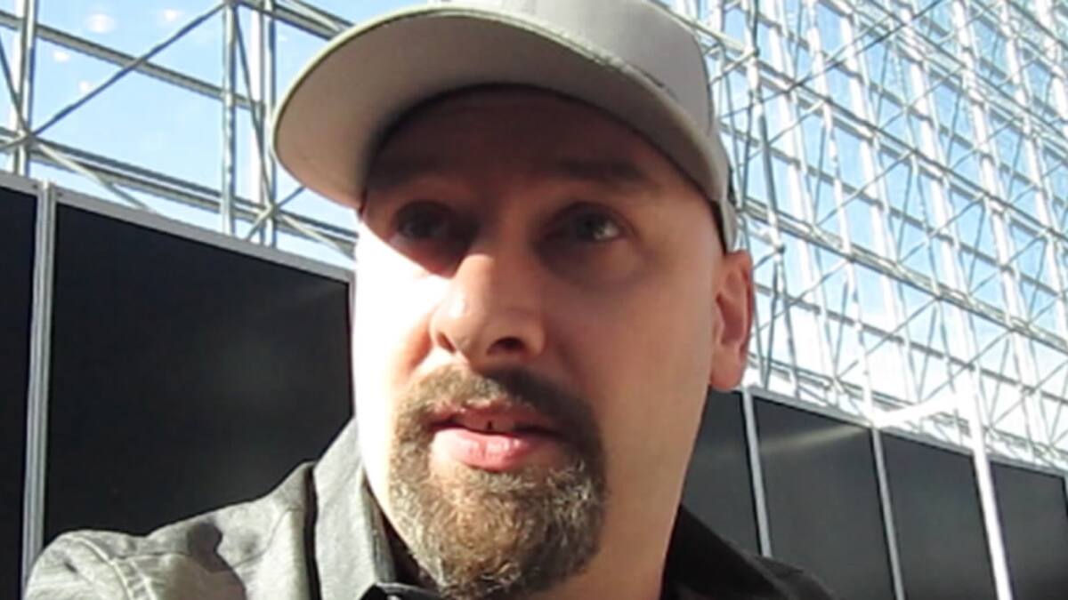 Eric Holmes podría contribuir con Mirror's Edge