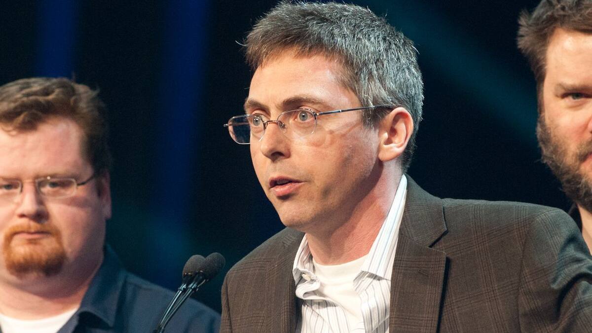 Erik Wolpaw se unió a la compañía en 2004