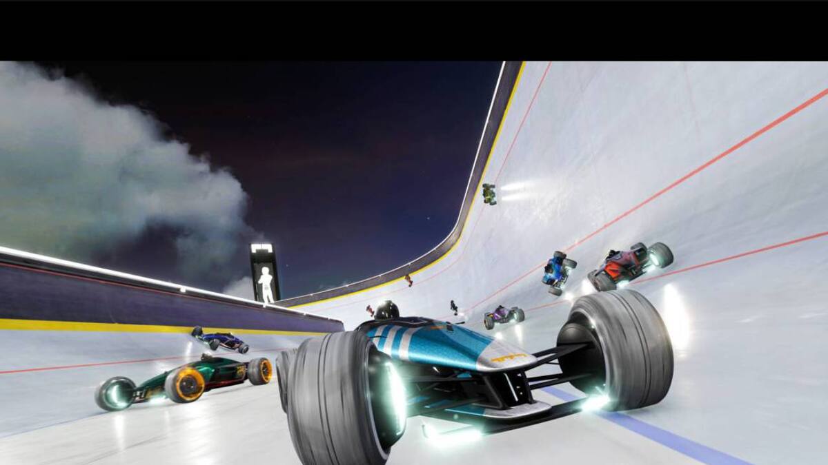 Esta entrega de carreras ya está disponible en PC, a través de Steam y Epic Games Store