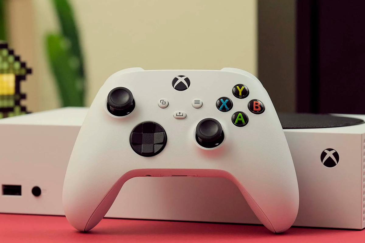 Most Xbox Series X|S owners consider it a secondary console, survey says