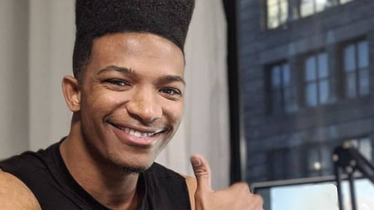 Fans de Desmond Amofah realizaron esta obra como celebración de su vida