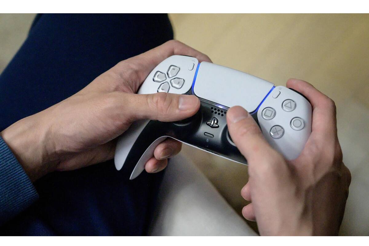 PS5: a new version of DualSense with a useful enhancement could be on the way