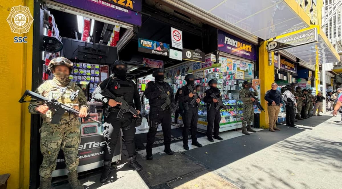 Friki Plaza CDMX operativo limpieza