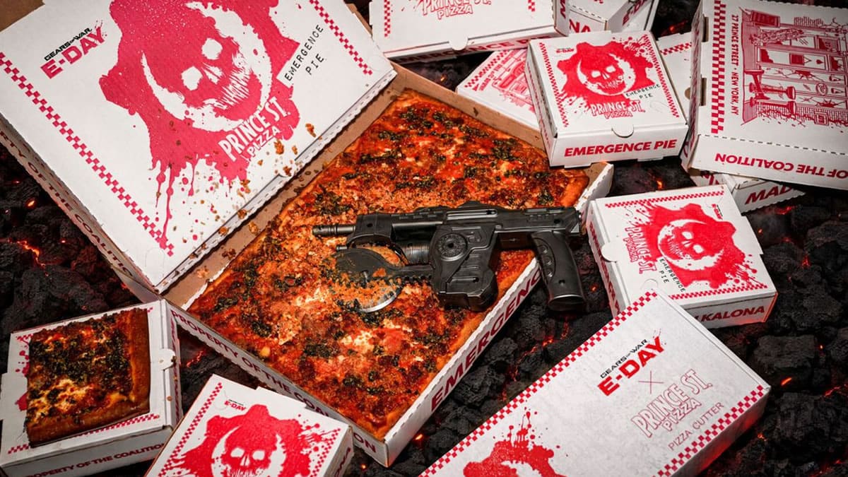 Gears of War pizza