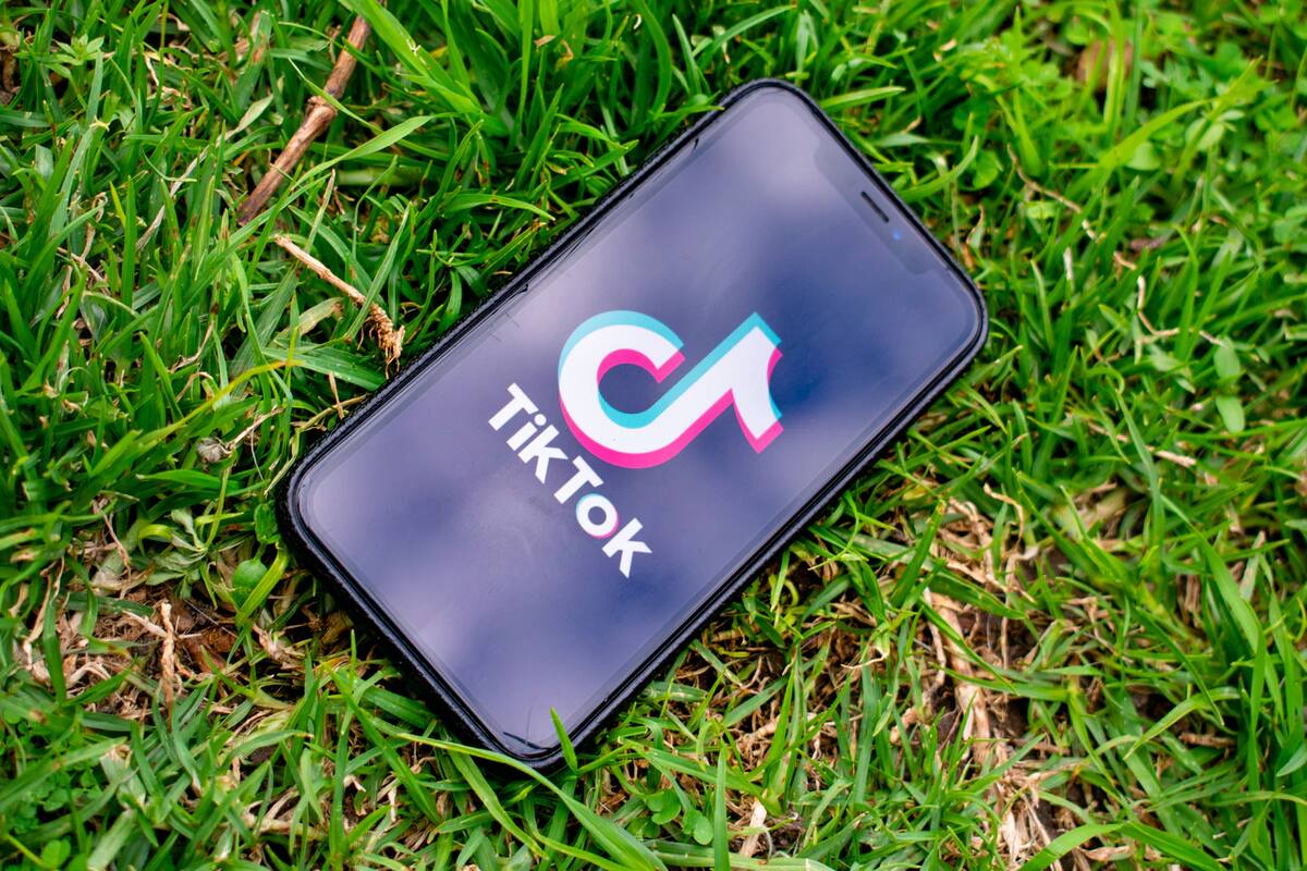 Donald Trump aprueba el trato de Oracle para comprar TikTok
