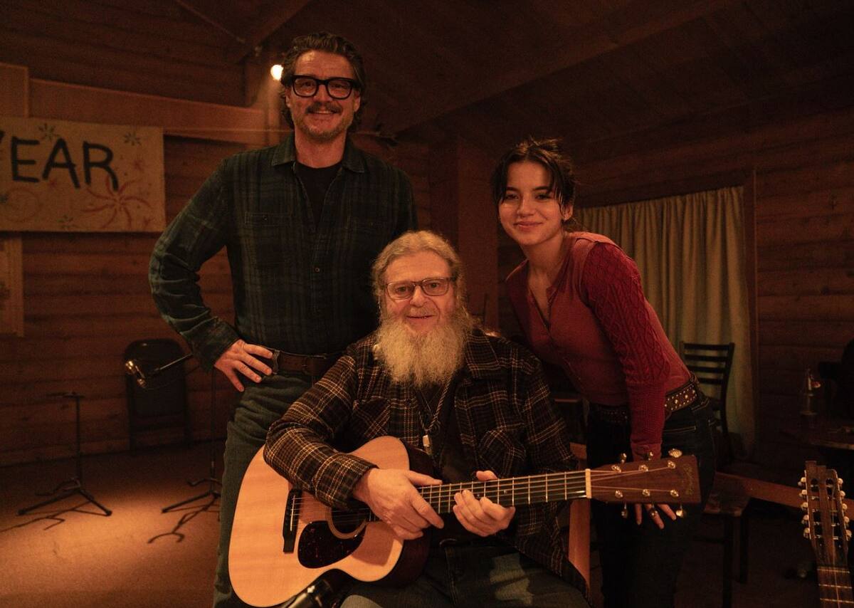 Gustavo-Santaolalla-cameo-The-Last-of-Us-Temporada-2.jpg
