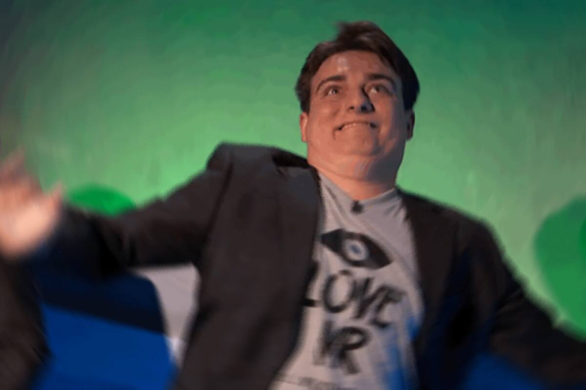 Creador de Oculus gasta millones en página de memes anti Hillary Clinton