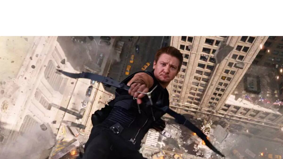 Hoy salió la 1.ª imagen oficial de la serie y nos muestra a Hawkeye junto a Kate Bishop