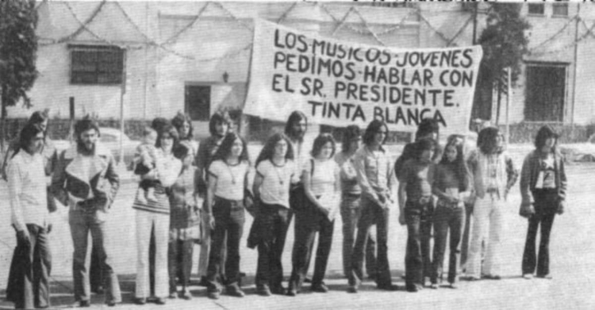 Hoyos-Funky.jpg