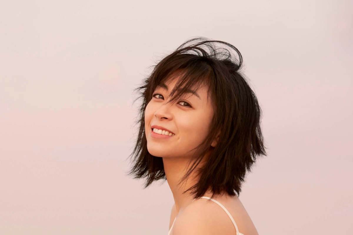 Japanese singer of Kingdom Hearts and Evangelion covered Bad Bunny