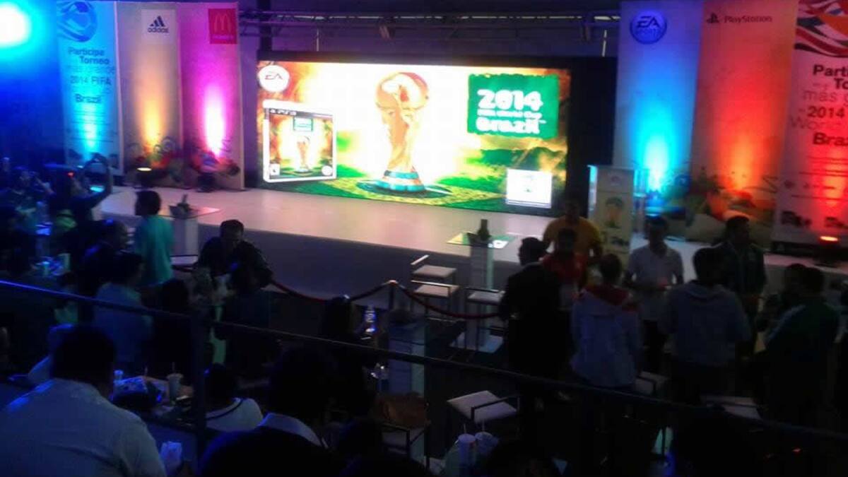 Justino Compeán y Marco Fabián acuden al evento