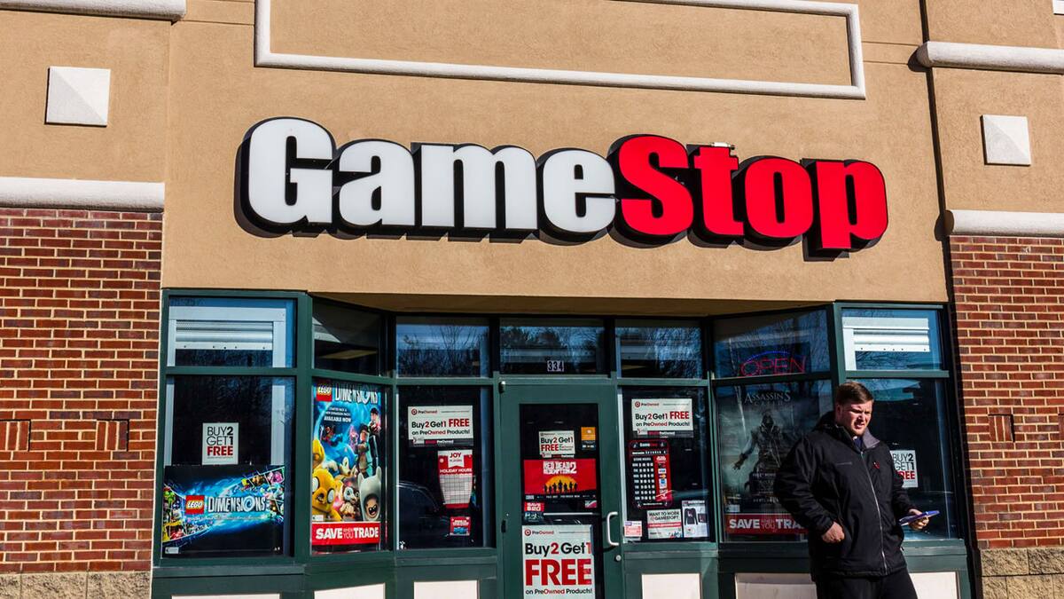 La cadena busca enfocarse, de nueva cuenta, en videojuegos y coleccionables