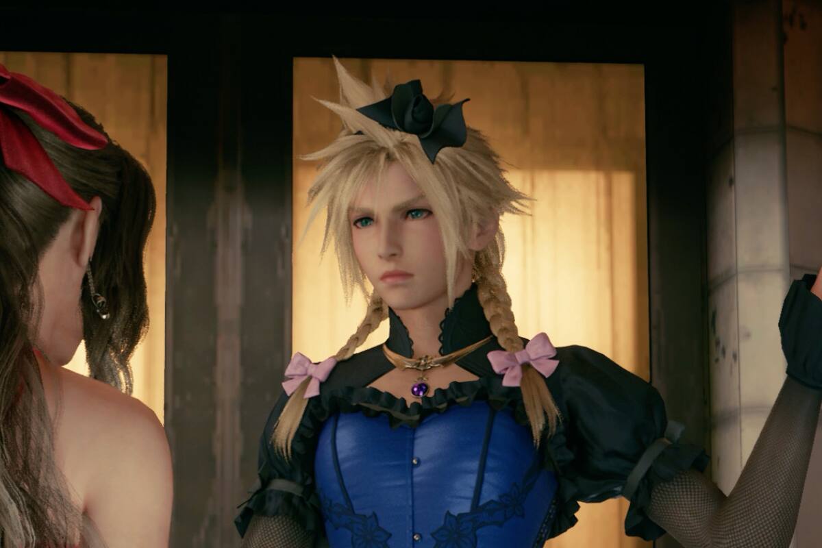 Final Fantasy: Square Enix lanzará divinas figuras de Cloud con vestido