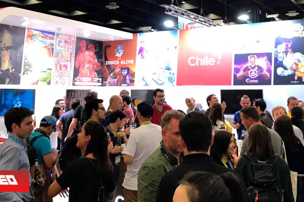 Con empanadas y cerveza, stand de Chile destaca en GamesCom 2019