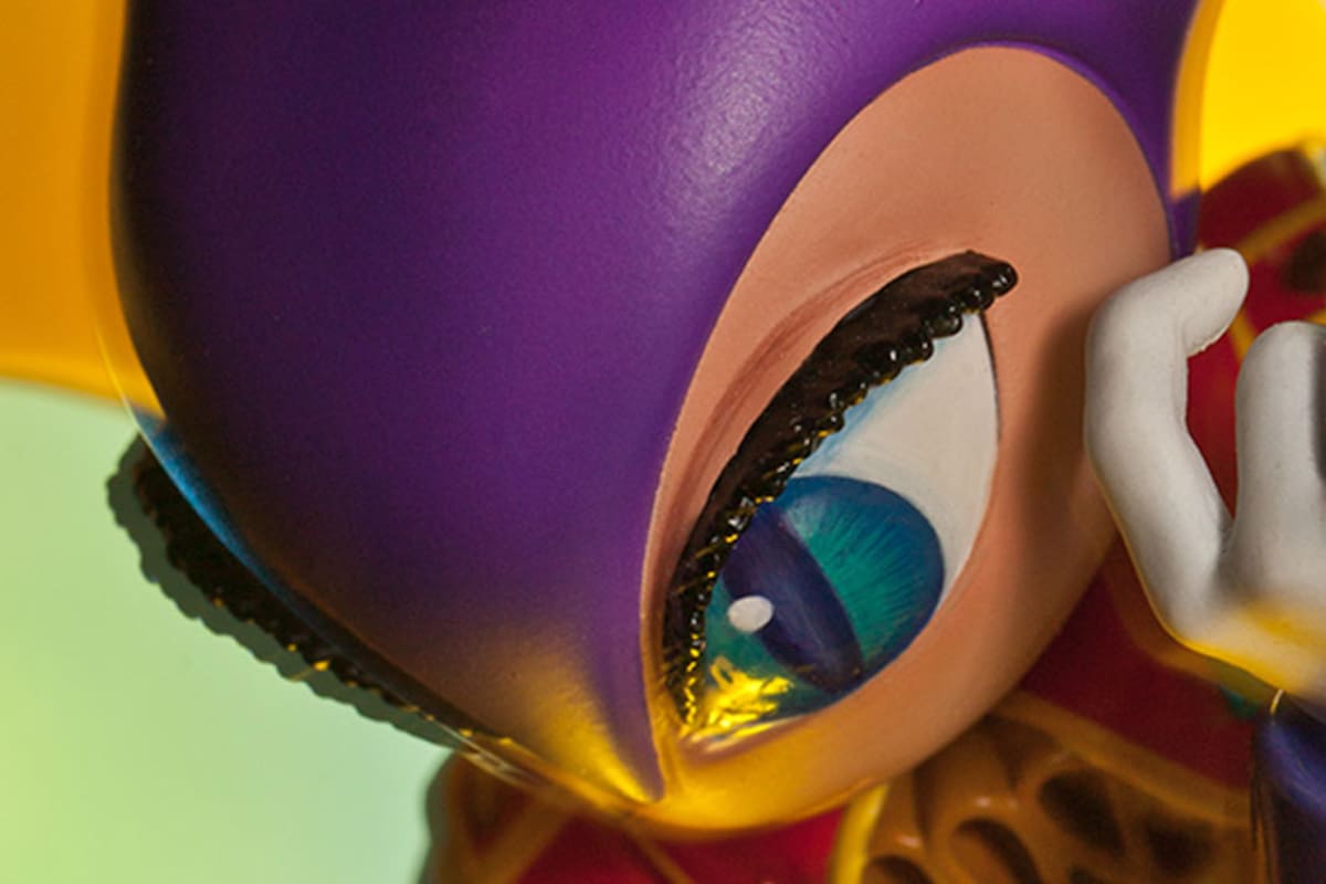 First 4 Figures presenta figura de NiGHTS