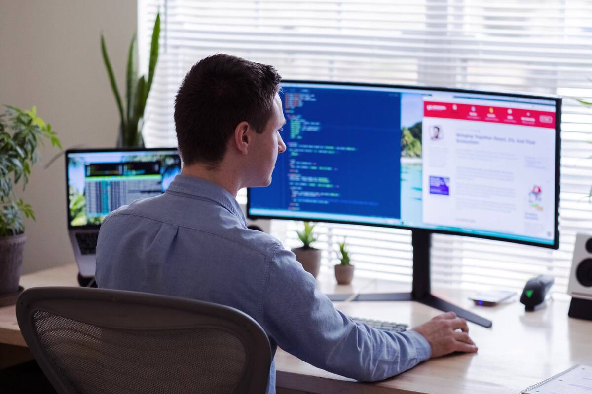 Encuesta revela que devs mejoraron balance vida-trabajo en pandemia