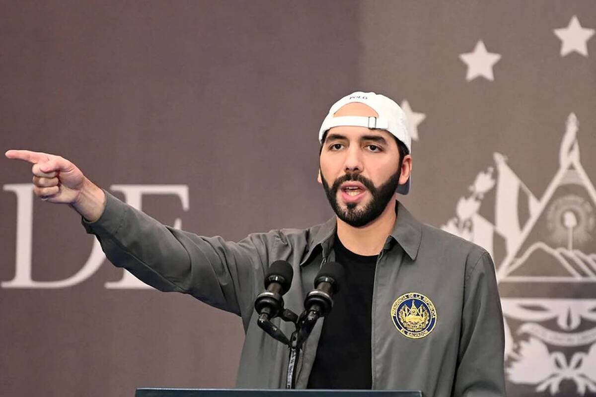 Desplome del Bitcoin hace que El Salvador pierda millones de dólares