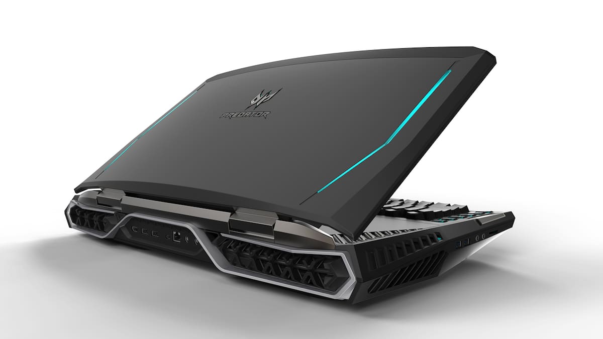 La Predator 21 X tiene una pantalla curva que sigue el movimiento de tus ojos