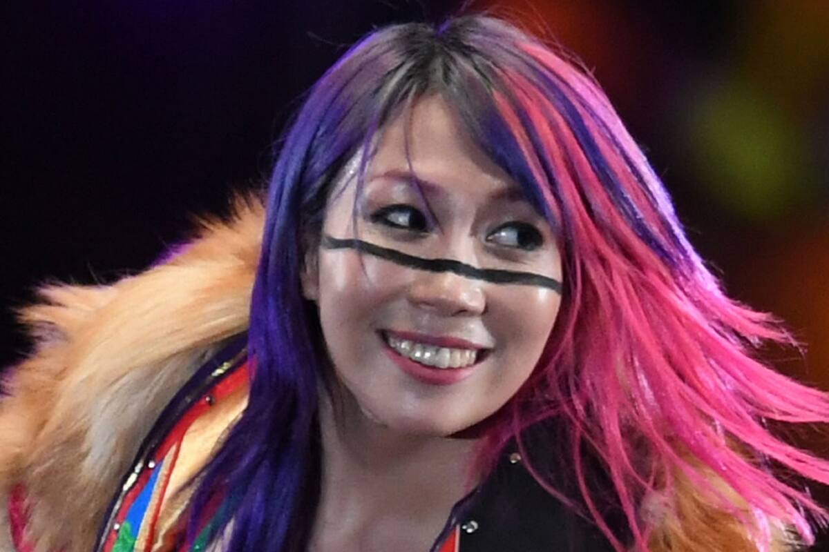 Luchadora de la WWE al rescate de un Arcade que se incendió en Japón