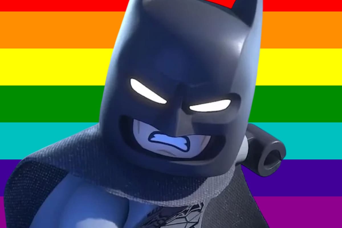 LEGO Batman tendrá un traje de arcoíris y es acusado de ser “progre”, a pesar de que el disfraz es más antiguo que la bandera LGBTQ