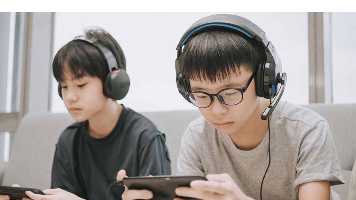 Los menores de edad deben respetar horarios y otras normas para jugar