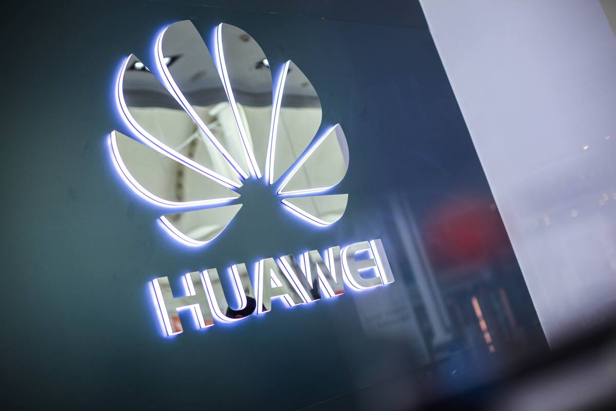 Huawei gana dos premios EISA por mejor cámara y mejor Smartwatch
