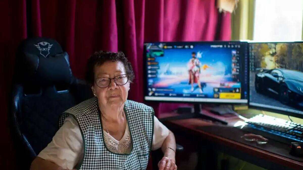 María Elena Arévalo encontró en el gaming una actividad que la hace feliz