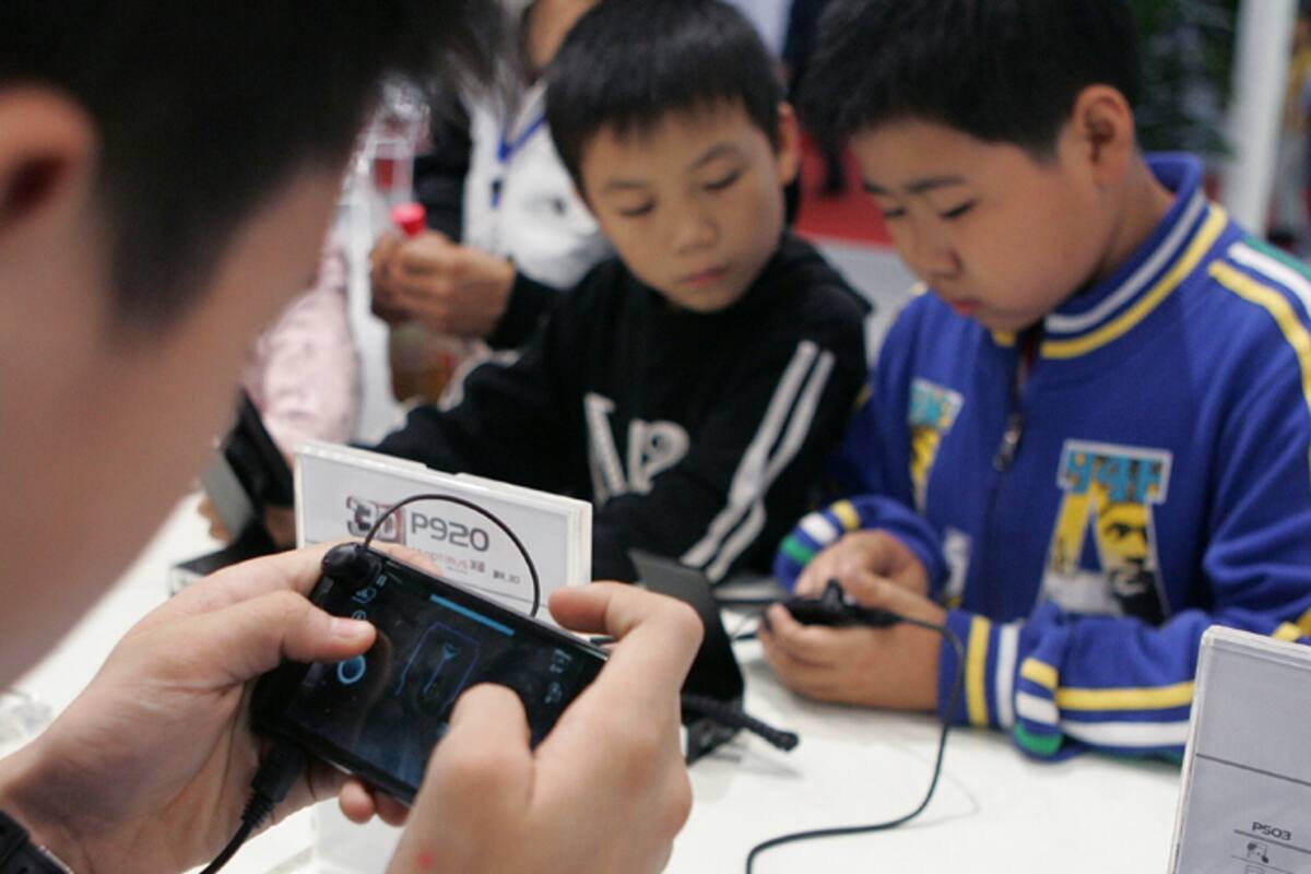En China buscan prohibir los juegos online a partir de la medianoche