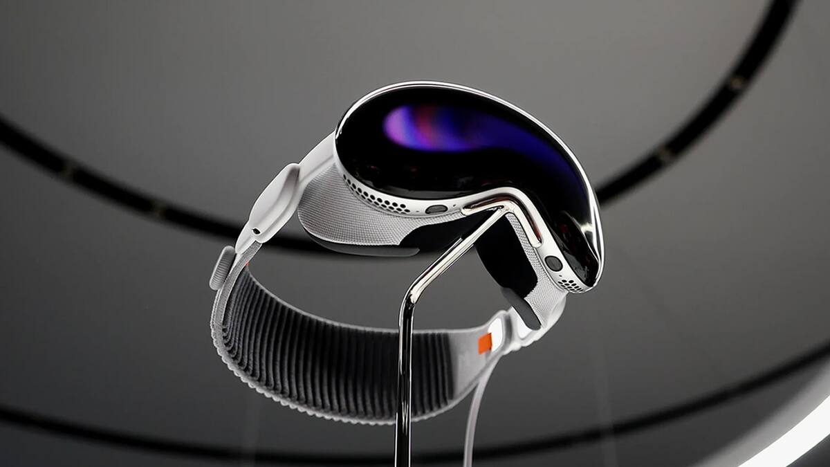Mixed reality device coming soon to Apple Stores, but with a restriction