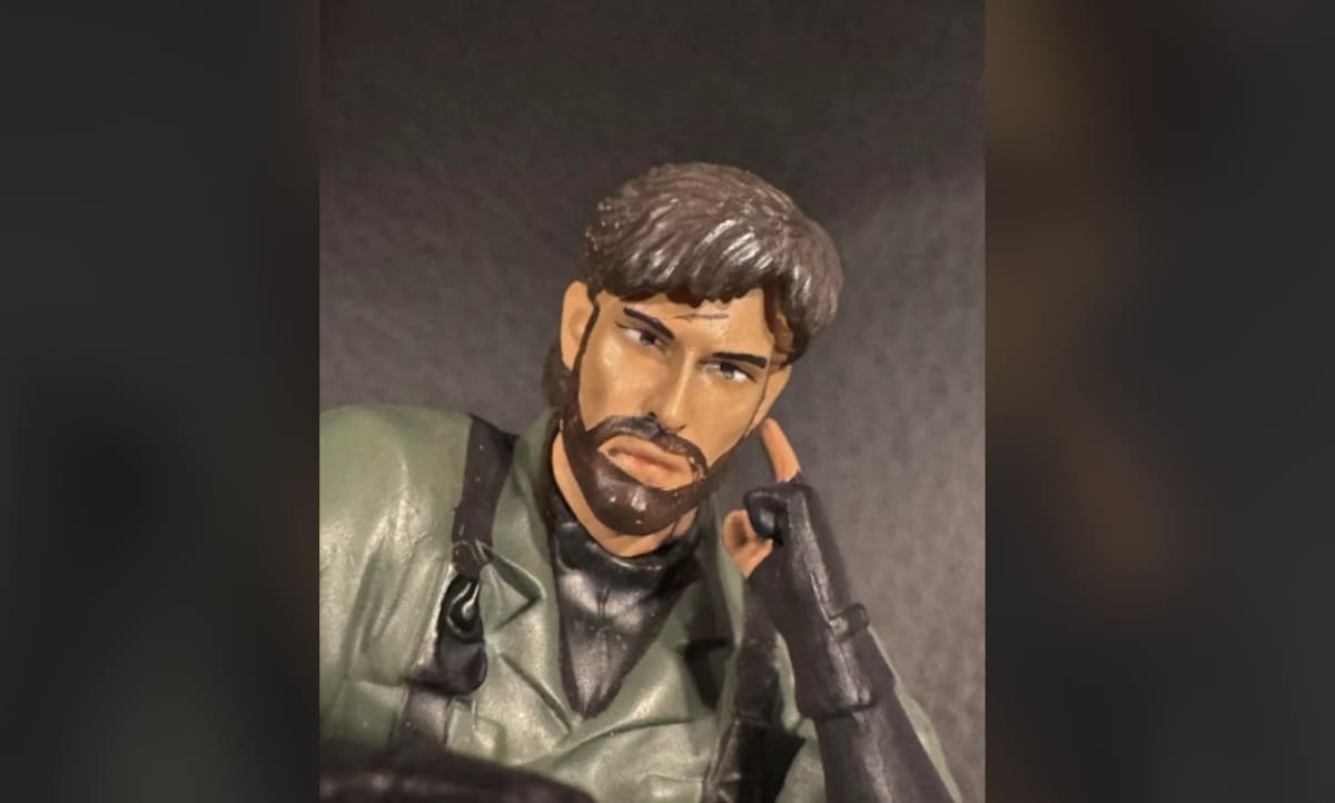 Naked-Snake.jpg